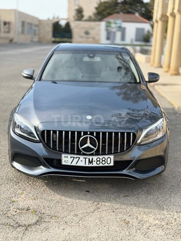 Mercedes C 300-1