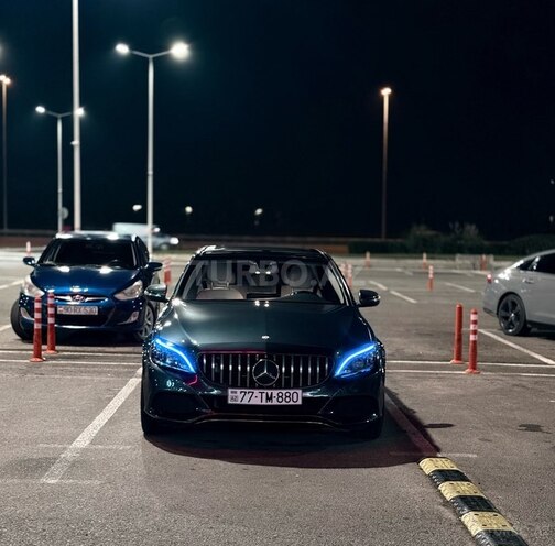 Mercedes C 300-2