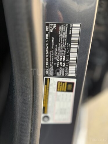 Mercedes C 300-11