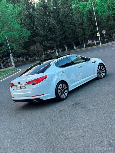 Kia K5-3
