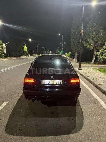 BMW 530-5
