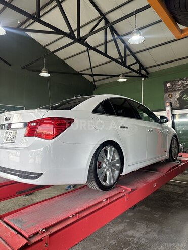 Chevrolet Cruze-8