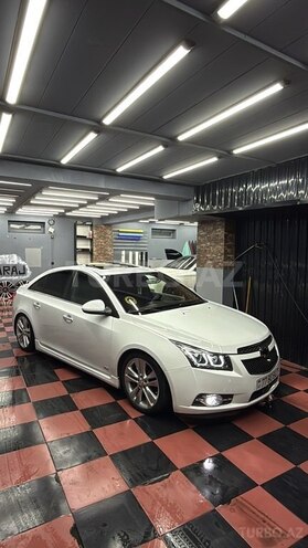 Chevrolet Cruze-10