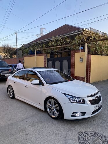 Chevrolet Cruze-11