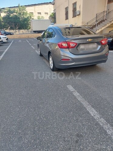 Chevrolet Cruze-8