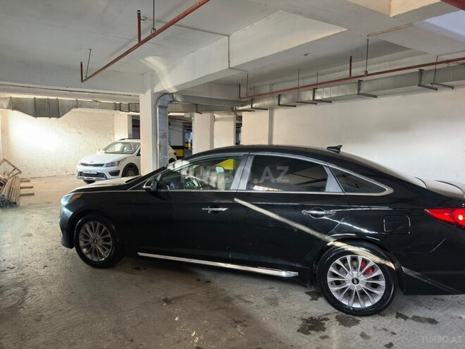 Hyundai Sonata-2