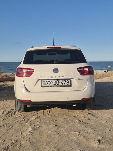 SEAT Ibiza-3
