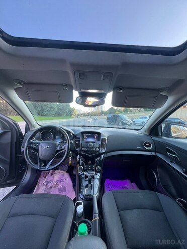 Chevrolet Cruze-5