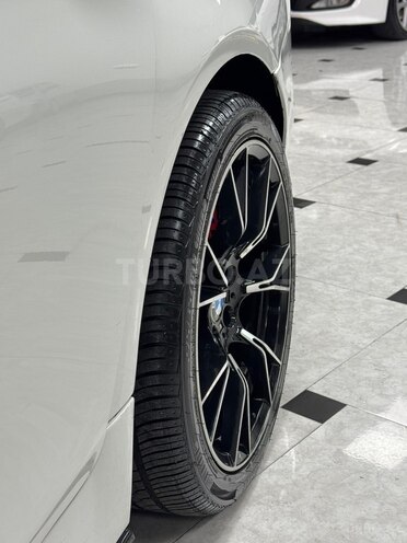 BMW 528-15
