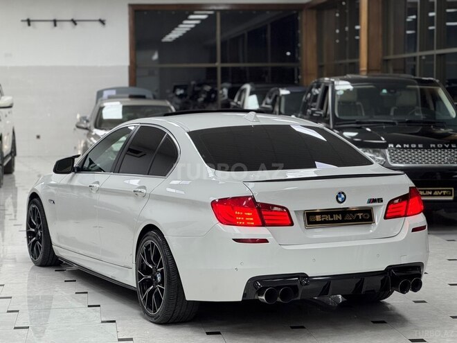 BMW 528-9