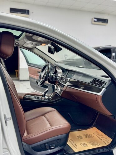 BMW 528-18