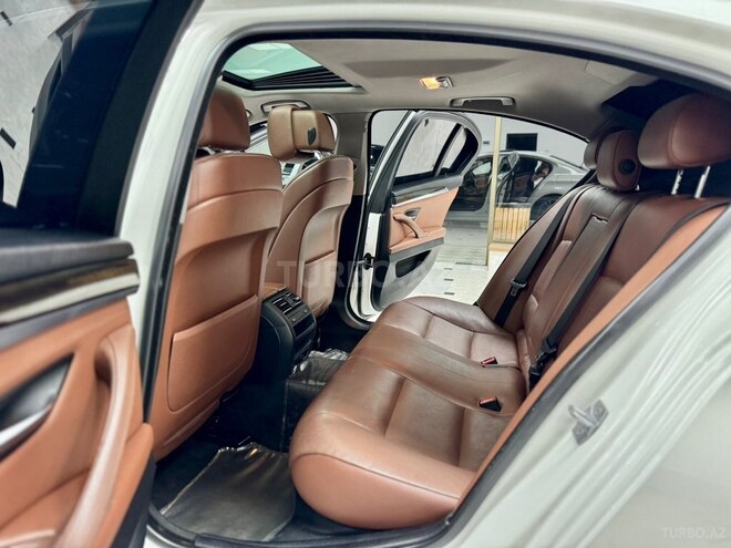 BMW 528-28