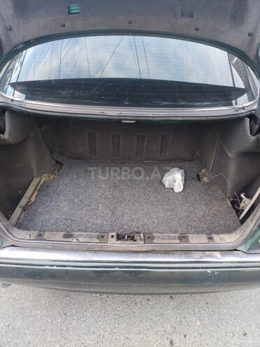 Mercedes E 230-6