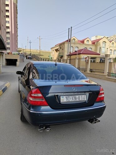 Mercedes E 240-3