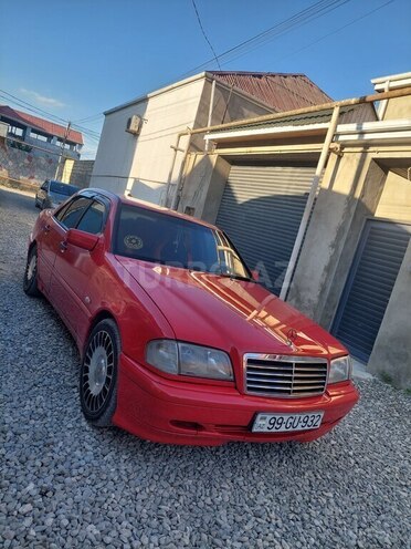 Mercedes C 220-1