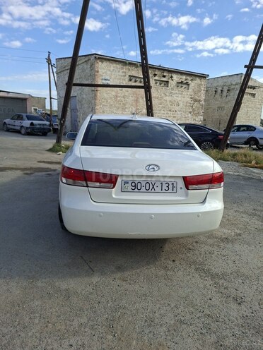 Hyundai Sonata-2