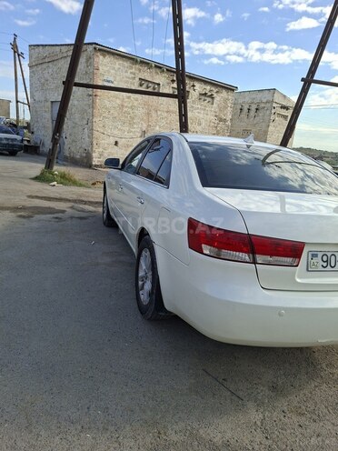 Hyundai Sonata-6