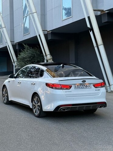 Kia Optima-6