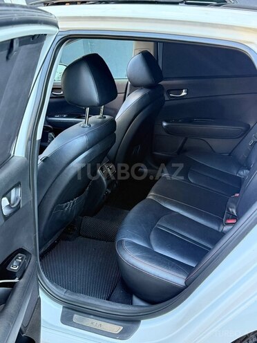 Kia Optima-17