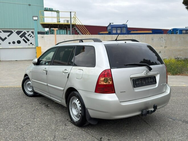 Toyota Corolla-4