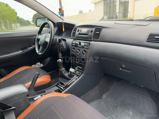Toyota Corolla-11