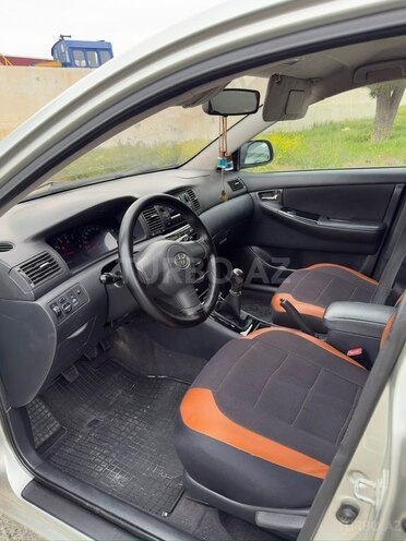 Toyota Corolla-10