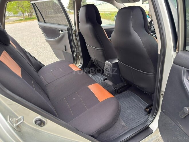 Toyota Corolla-12