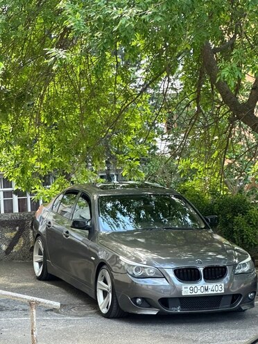 BMW 530-2