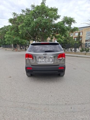 Kia Sorento-2