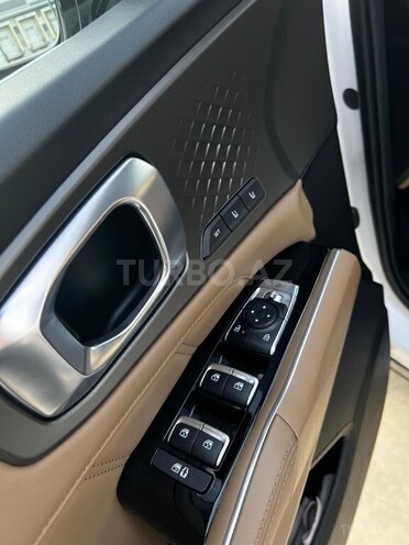 Kia Sorento-13