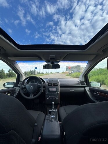Mercedes A 200-10