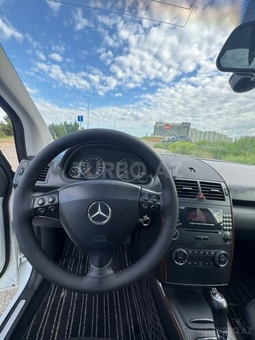 Mercedes A 200-9