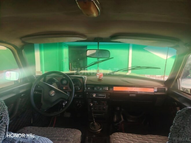 GAZ 24 "Volga"-3