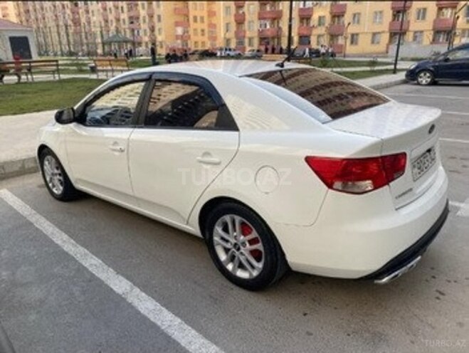 Kia Cerato-3