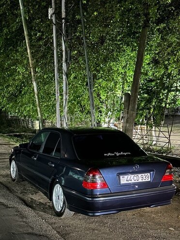 Mercedes C 180-3