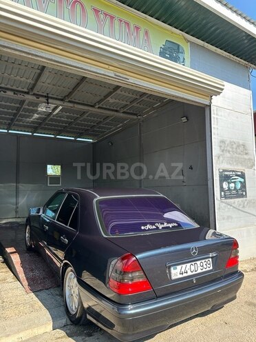 Mercedes C 180-8