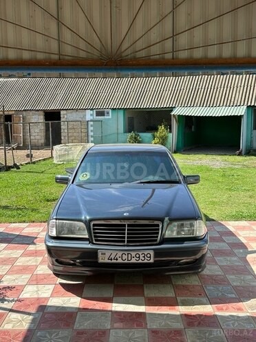 Mercedes C 180-1