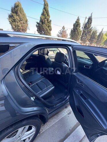 Chevrolet Equinox-4