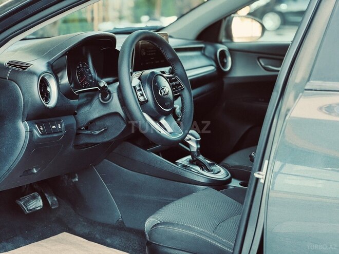 Kia Forte-10