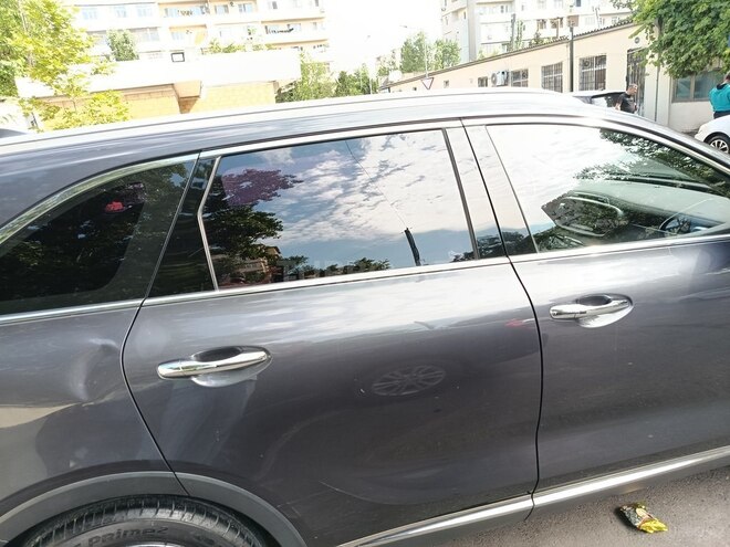 Kia Sorento-12