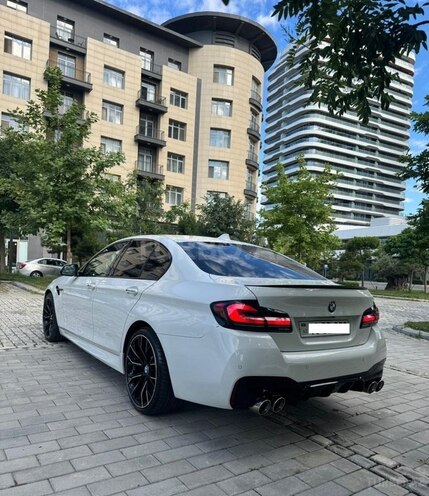 BMW 528-6