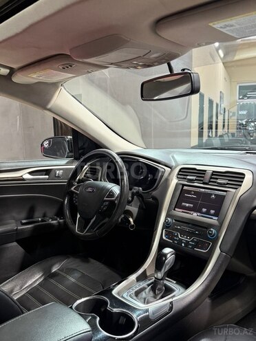 Ford Fusion (North America)-18