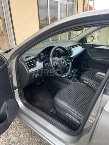 Skoda Rapid-5