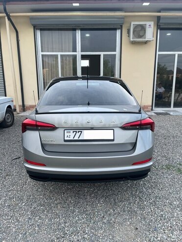 Skoda Rapid-3