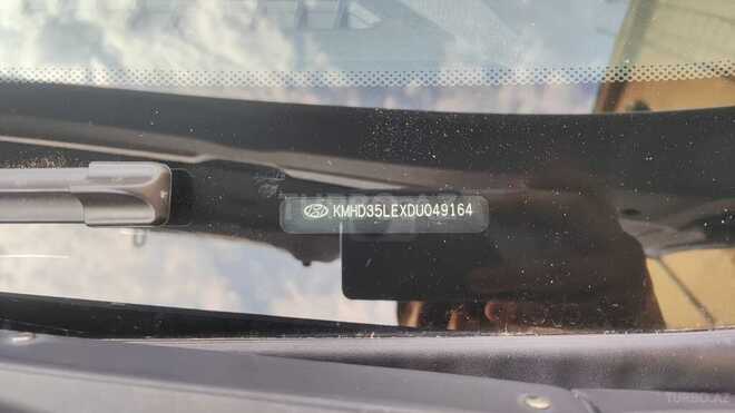 Hyundai Elantra-9