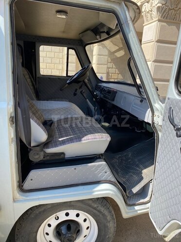 UAZ 39094-9