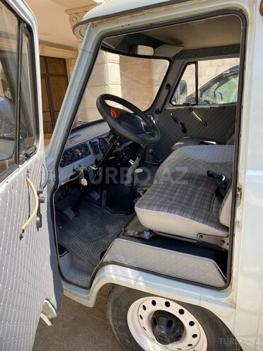 UAZ 39094-10