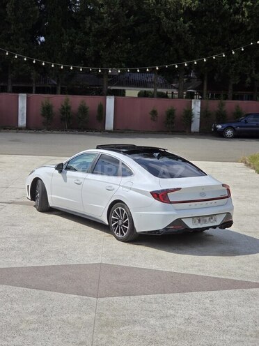 Hyundai Sonata-3