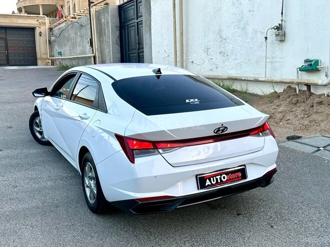 Hyundai Avante-7