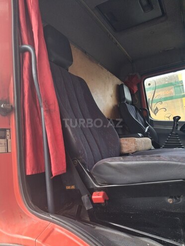 Mercedes Atego 1828-5